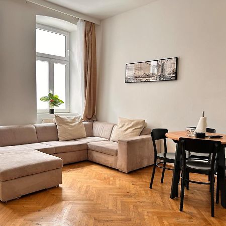 Spacious Central 4-Room Suite For 6 - Near Subway Vienna Esterno foto