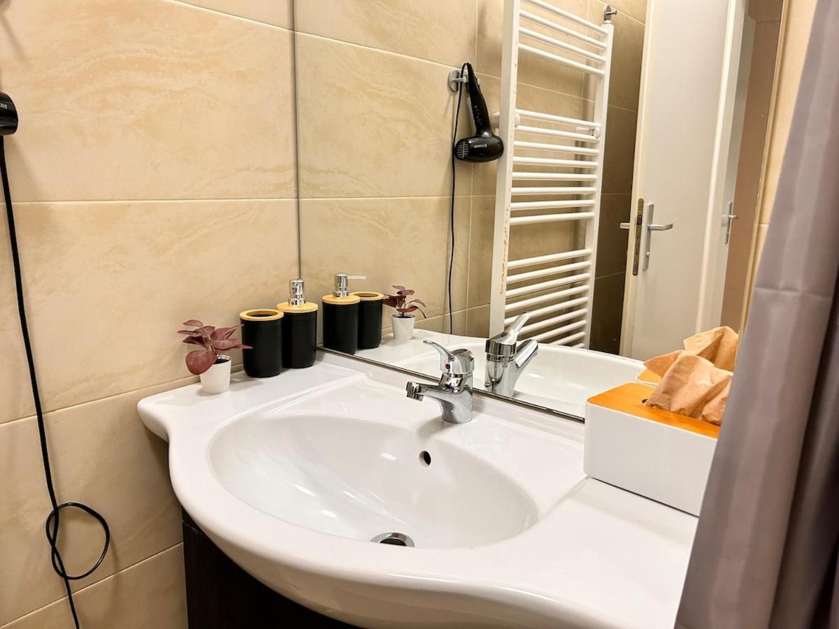 Spacious Central 4-Room Suite For 6 - Near Subway Vienna Esterno foto