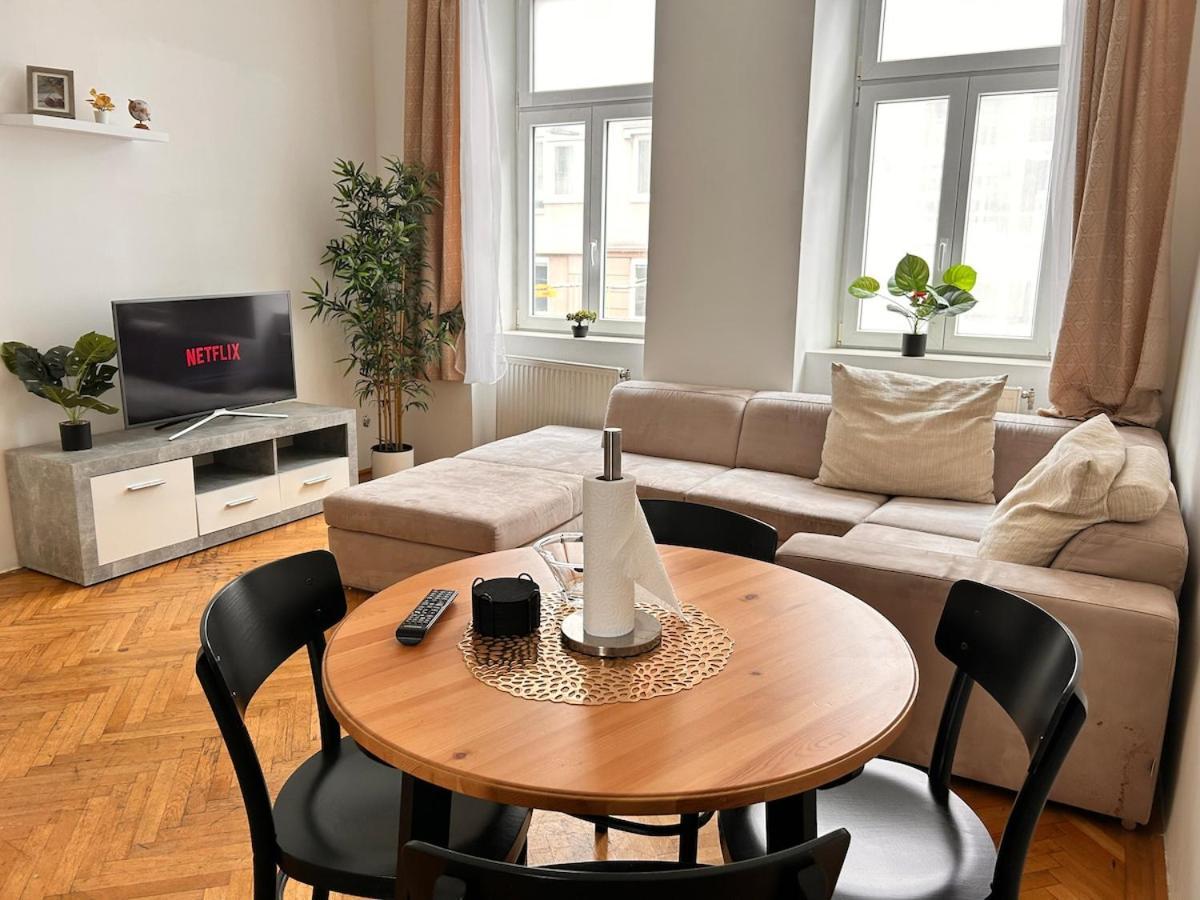 Spacious Central 4-Room Suite For 6 - Near Subway Vienna Esterno foto