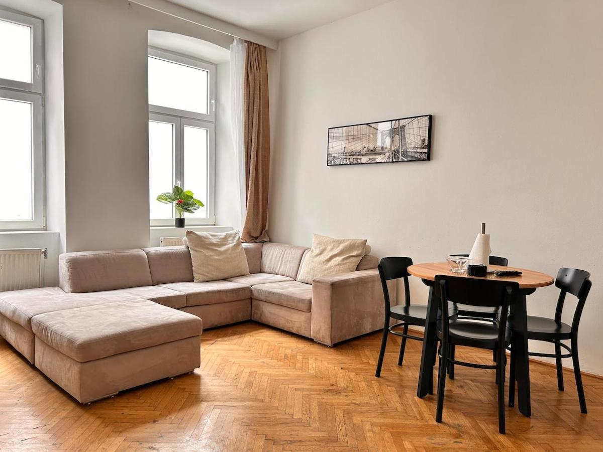 Spacious Central 4-Room Suite For 6 - Near Subway Vienna Esterno foto